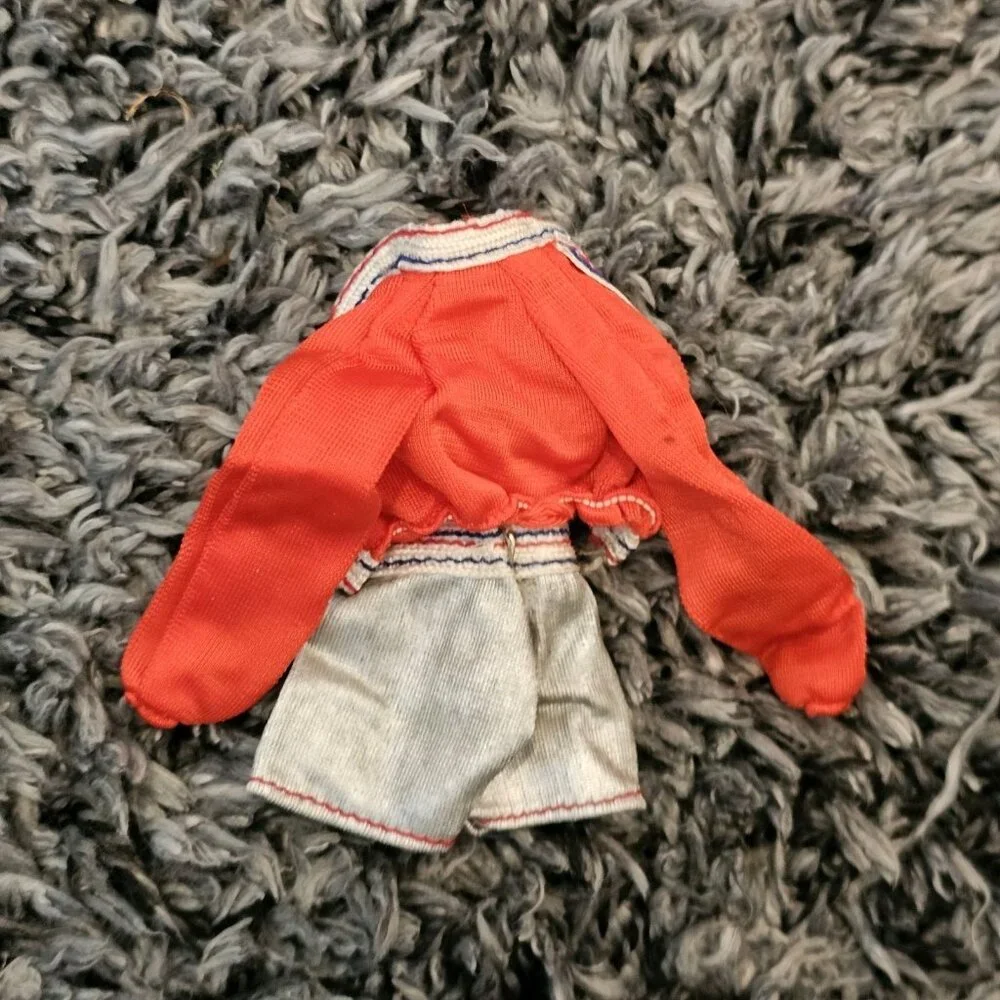 Mattel Barbie 1979 Star Teen‎ Doll Disco Ready Superstar Jacket & Jumper Vintage